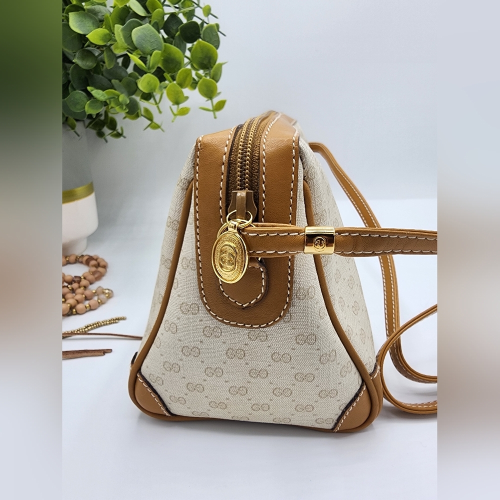 🔥Authentic vintage Gucci micro GG🔥 - Picture 11 of 16